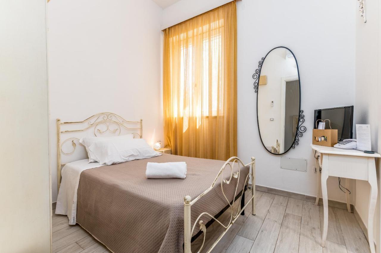 Reverse Hotel 4*