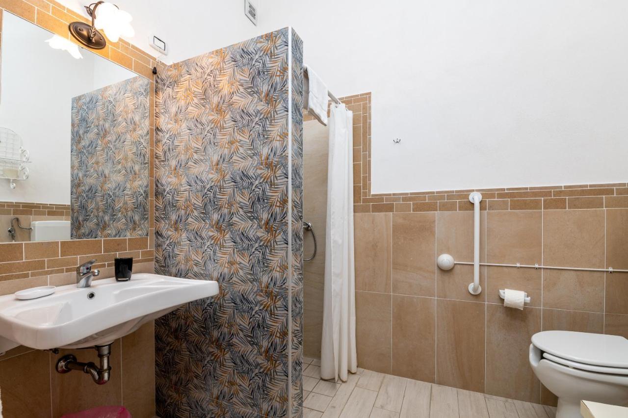 Reverse Hotel 4*