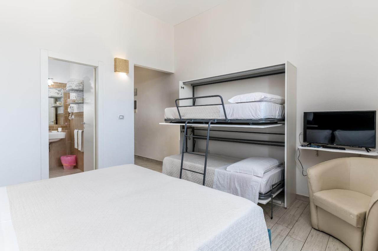 Hotel Reverse 4*